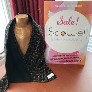 SCOWEL: Towel/scarf fitness accessory. Sweat&Mode